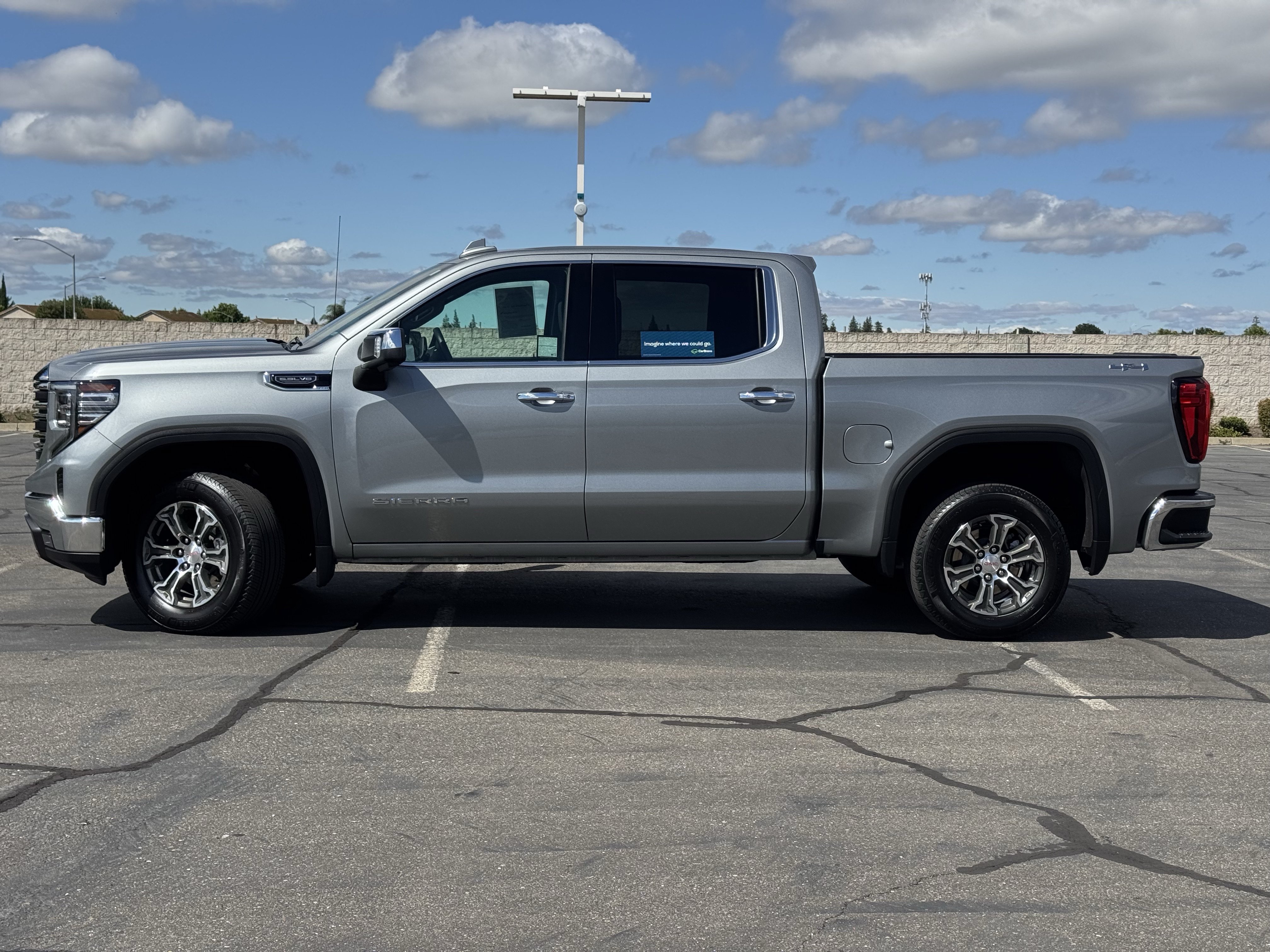 Certified 2025 GMC Sierra 1500 SLT AWD/4WD image 4