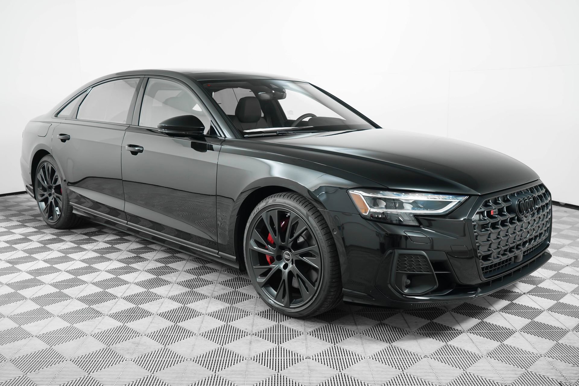 New 2025 Audi S8 image 1