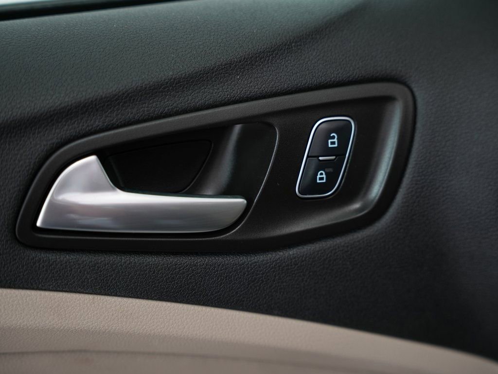 Used 2018 Ford Escape SE image 42