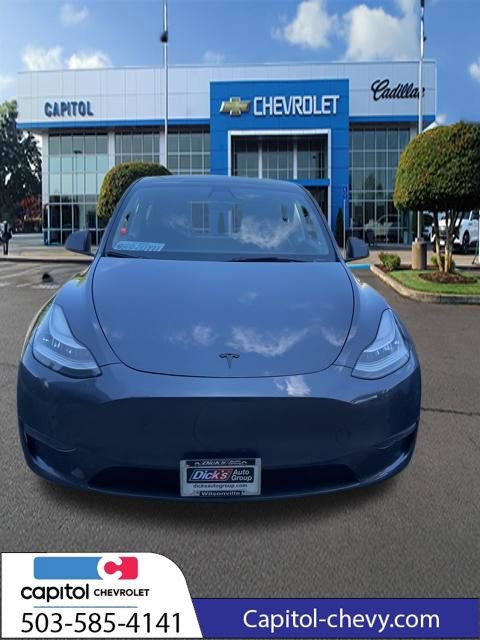 Used 2022 Tesla Model Y Long Range AWD/4WD image 17