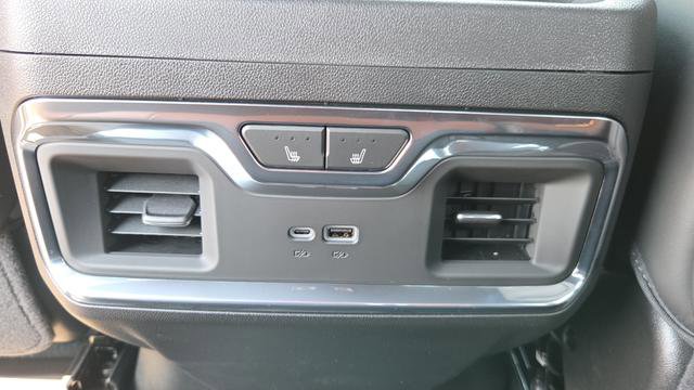 New 2026 GMC Sierra 2500 Denali Ultimate image 32