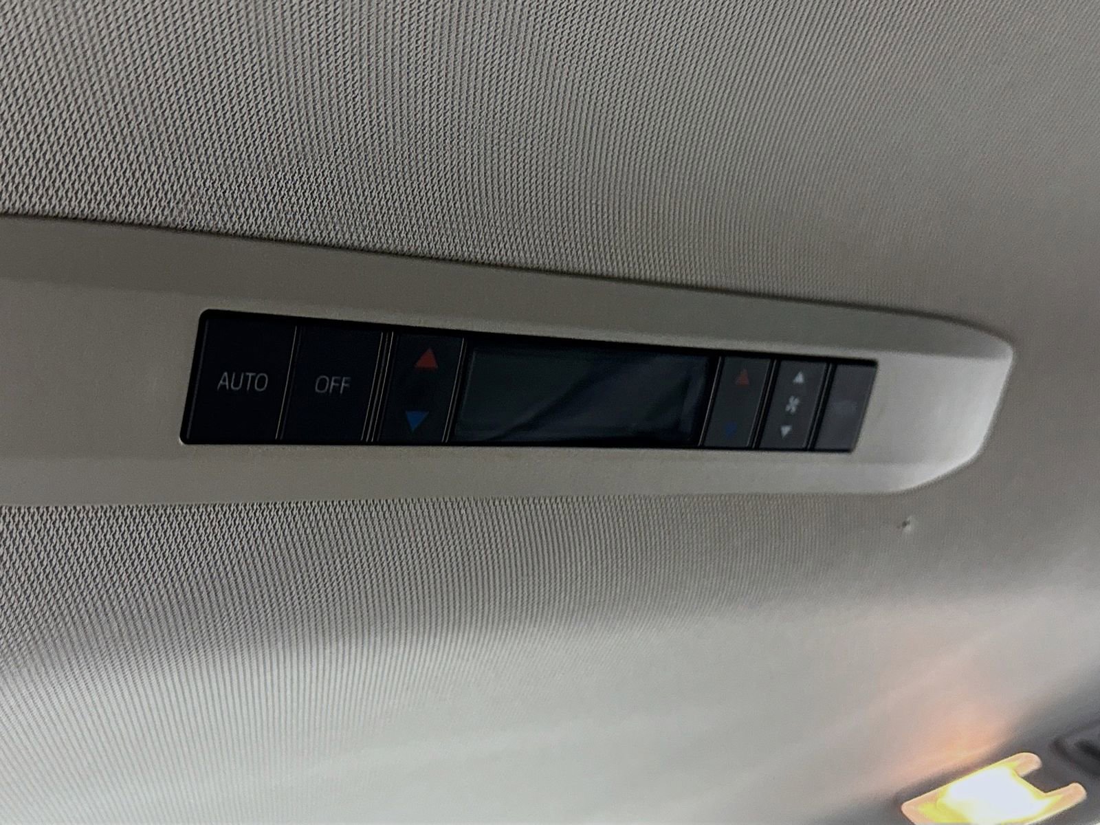 Used 2025 Toyota Sienna XLE w/ XLE Plus Package AWD/4WD image 21