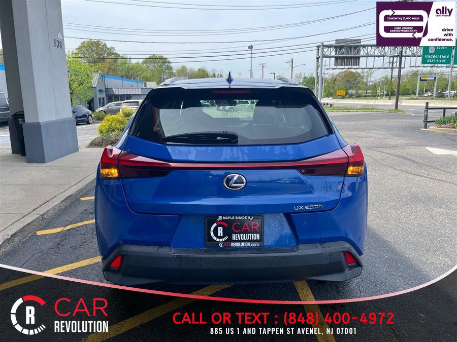 Used 2022 Lexus UX 250h w/ Premium Package AWD/4WD image 7