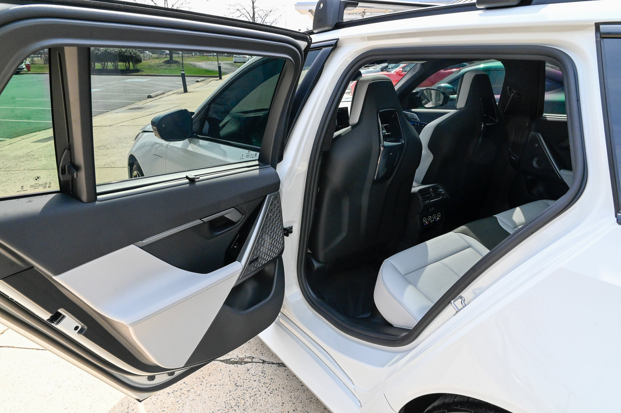 Used 2026 BMW M5 Touring image 34