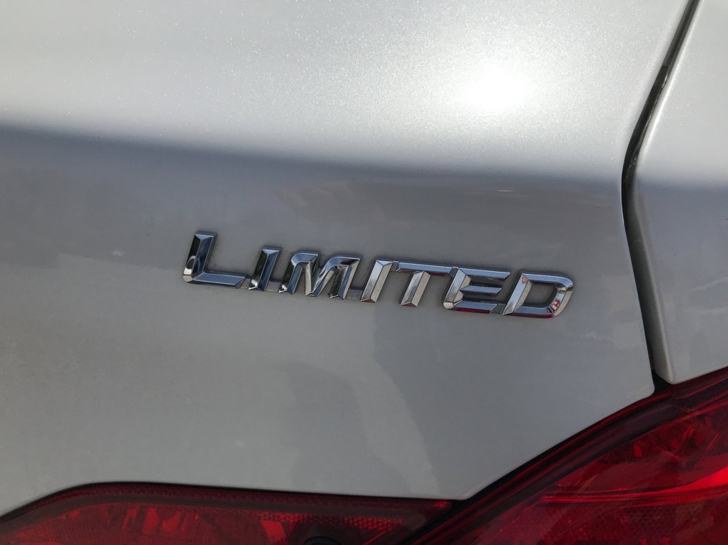 Used 2005 Toyota Avalon Limited image 7