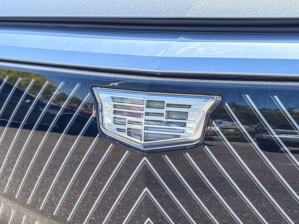 Certified 2024 Cadillac Lyriq Luxury RWD image 8