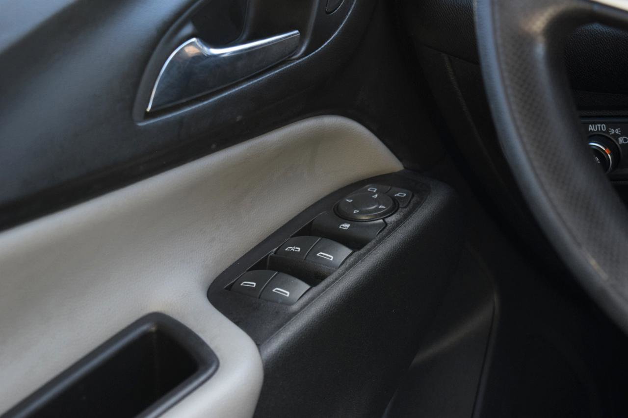 Used 2020 Chevrolet Equinox LS w/ LS Convenience Package image 20