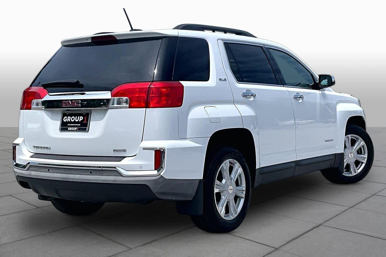 Used 2017 GMC Terrain SLE w/ Chrome Edition AWD/4WD image 13
