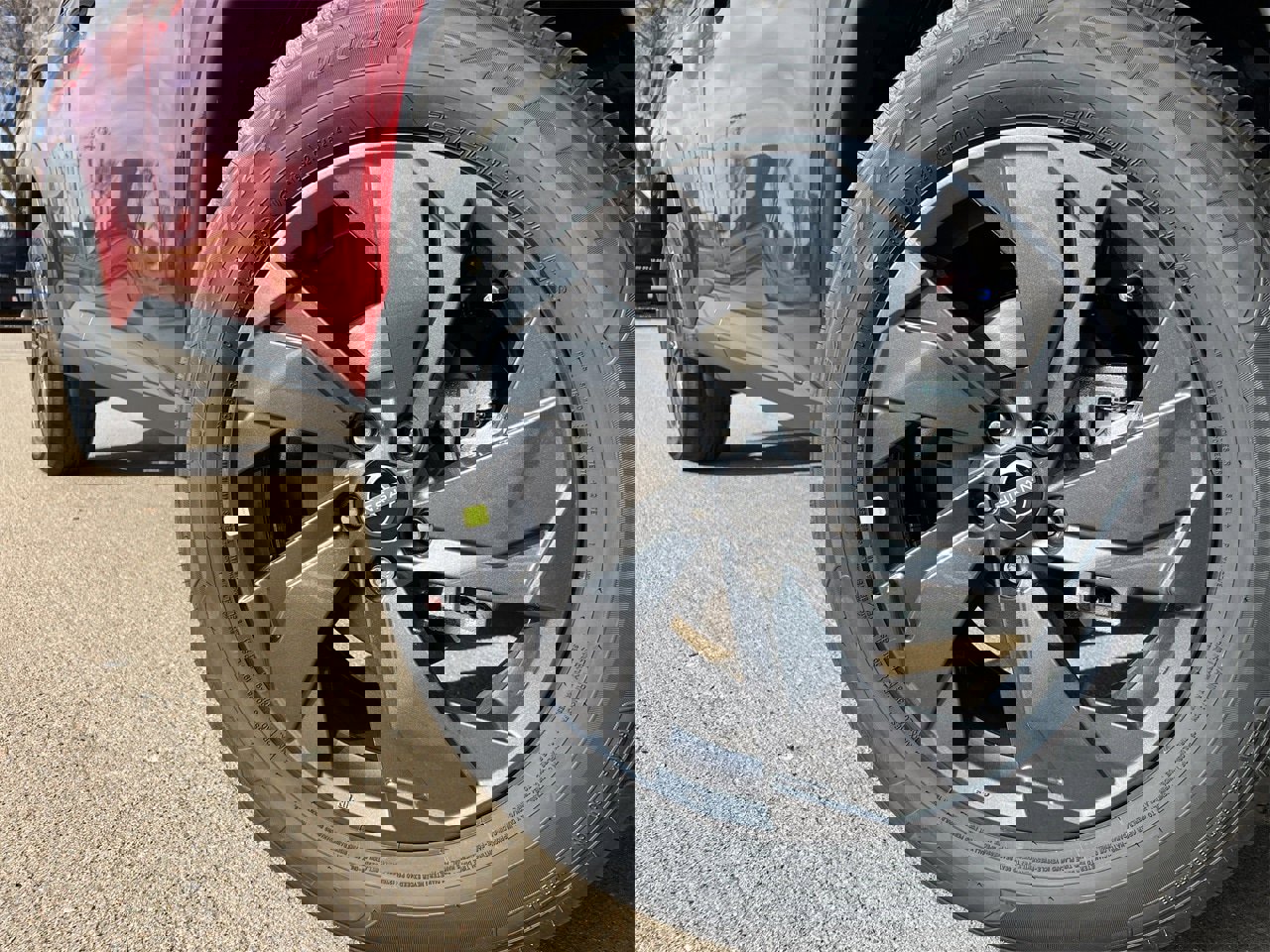 New 2026 Nissan Rogue SV image 7