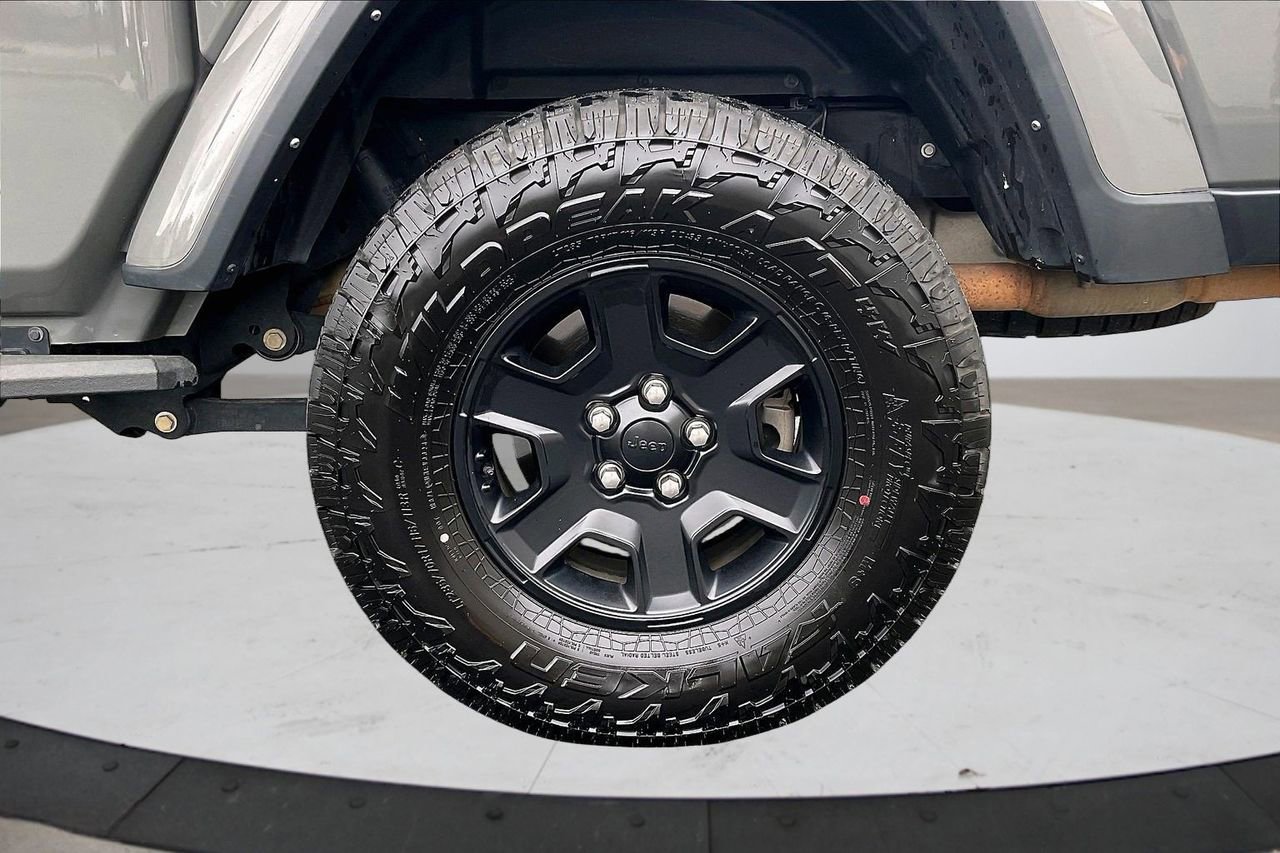 Certified 2022 Jeep Gladiator Overland w/ Popular Equipment Package image 36
