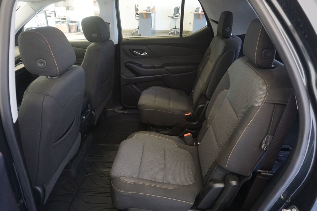 Used 2018 Chevrolet Traverse LT FWD image 20
