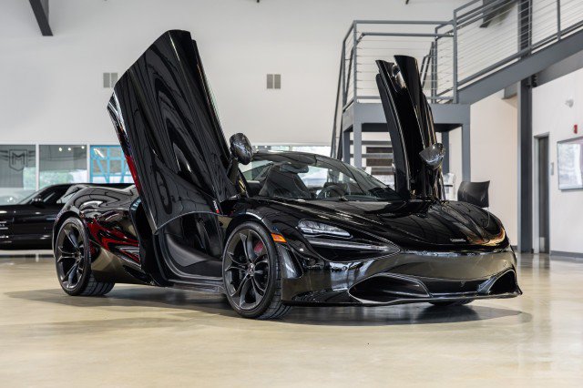 Used 2020 McLaren 720S Spider RWD image 8