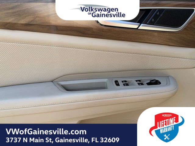 Certified 2024 Volkswagen Atlas SE w/ Panoramic Sunroof Package FWD image 18