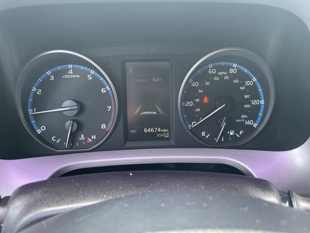 Used 2018 Toyota RAV4 XLE FWD image 25