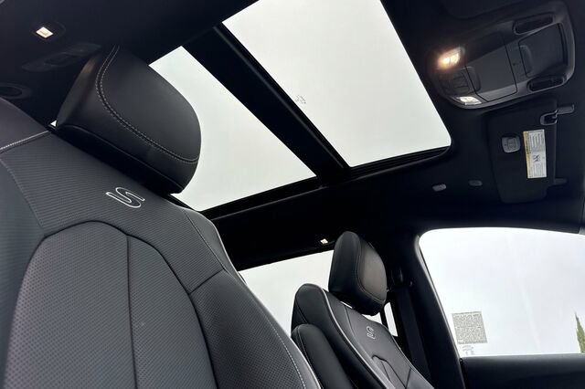 New 2026 Chrysler Pacifica Limited w/ S Appearance Package image 15