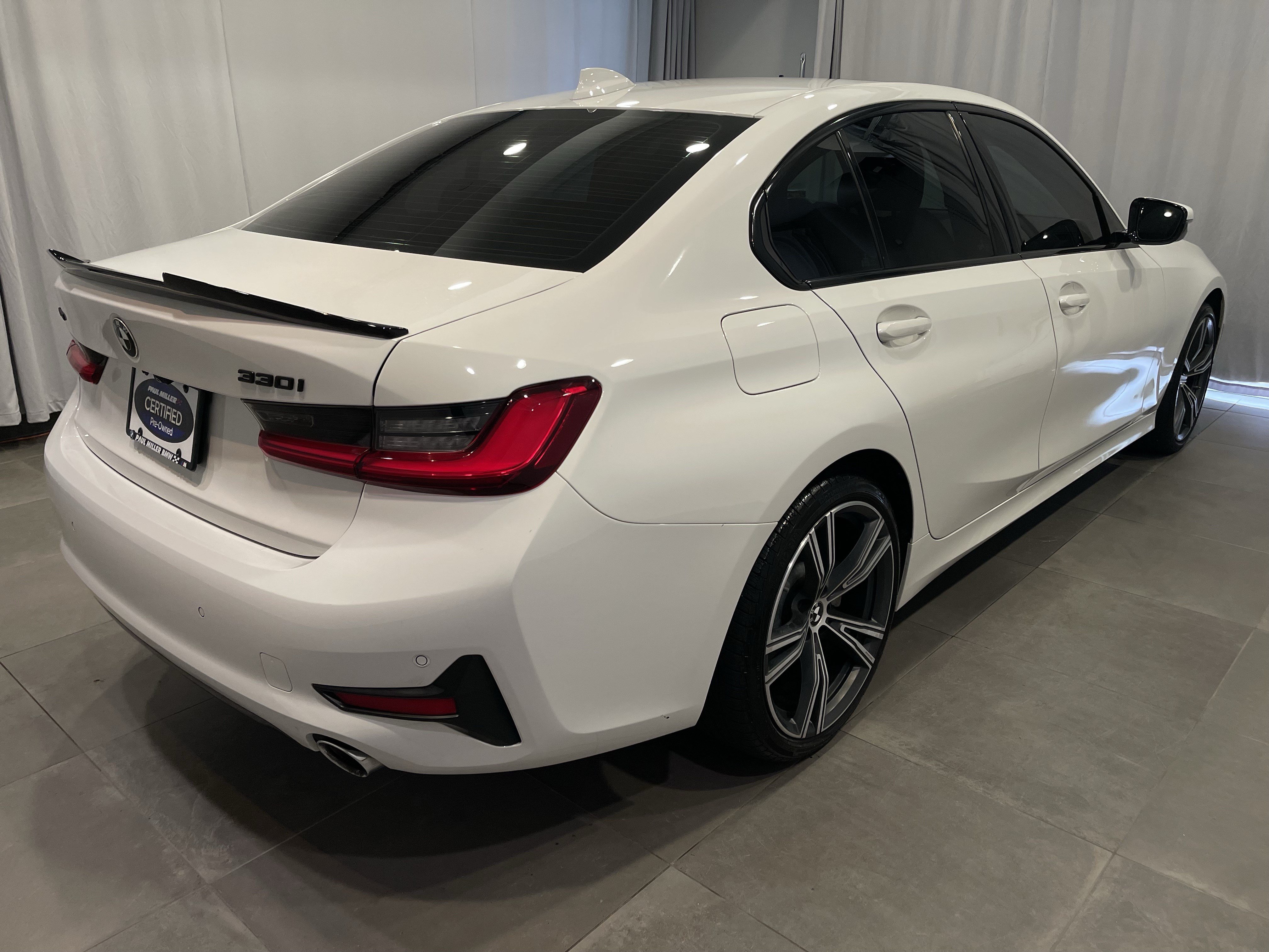 Used 2021 BMW 330i xDrive Sedan w/ Convenience Package AWD/4WD image 6