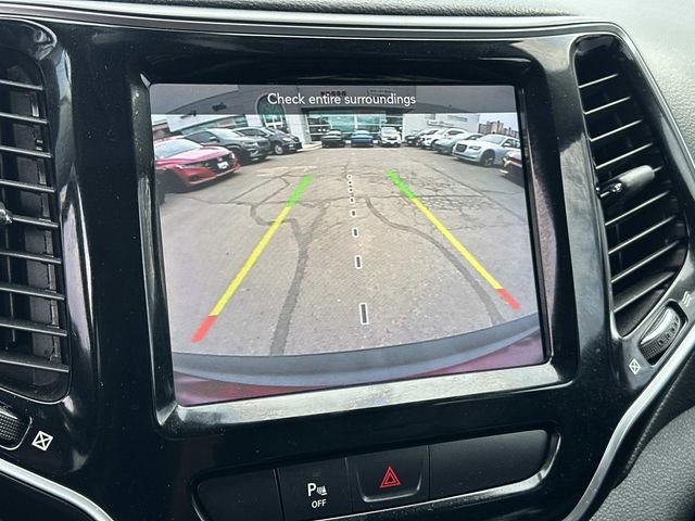 Used 2019 Jeep Cherokee Limited image 24