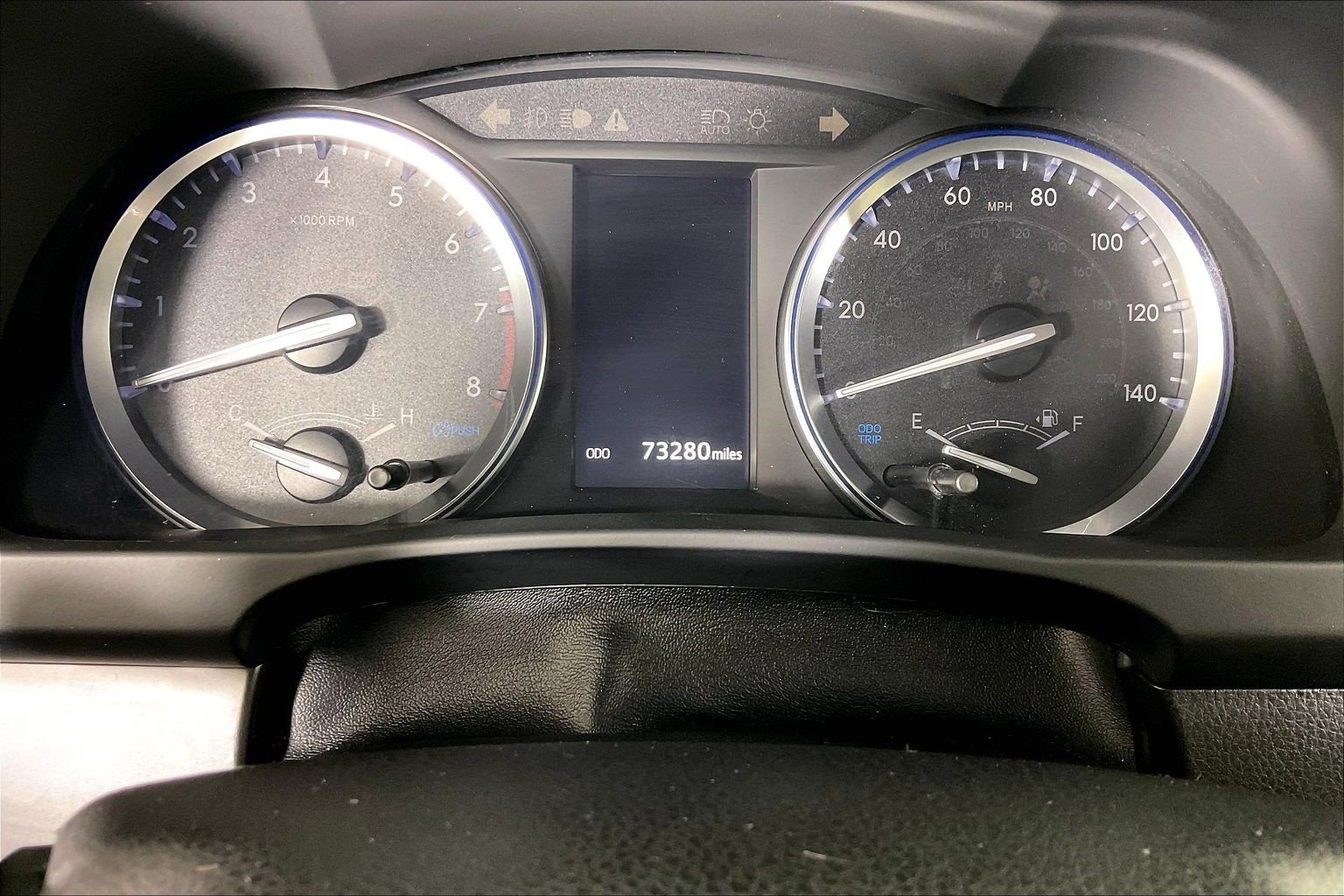 Used 2019 Toyota Highlander XLE AWD/4WD image 18
