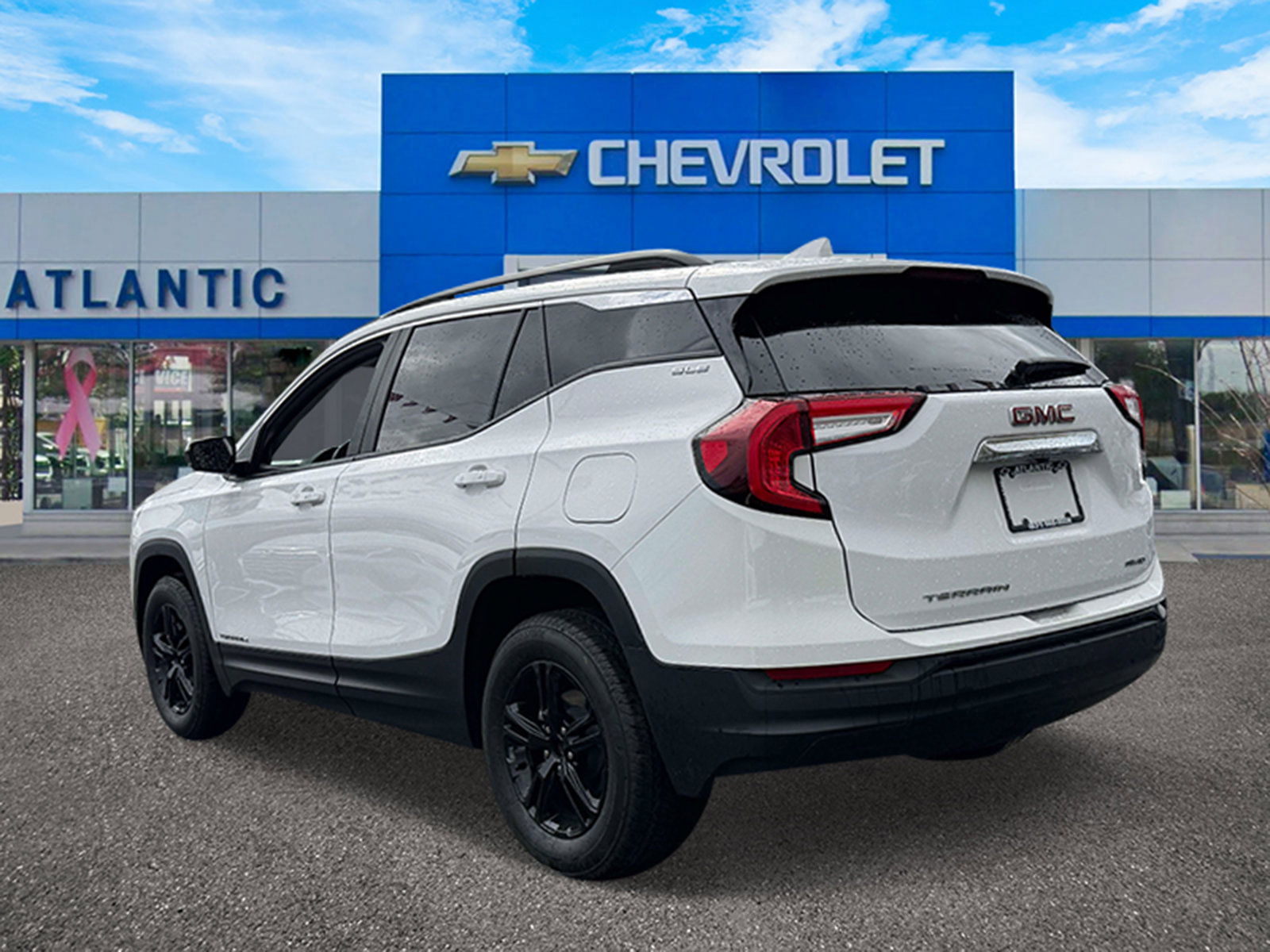 Certified 2023 GMC Terrain SLE w/ Driver Convenience Package AWD/4WD image 4