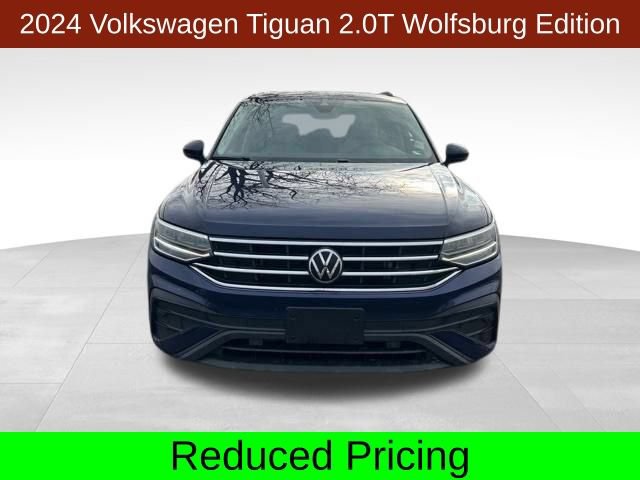 Used 2024 Volkswagen Tiguan Wolfsburg Edition AWD/4WD image 2