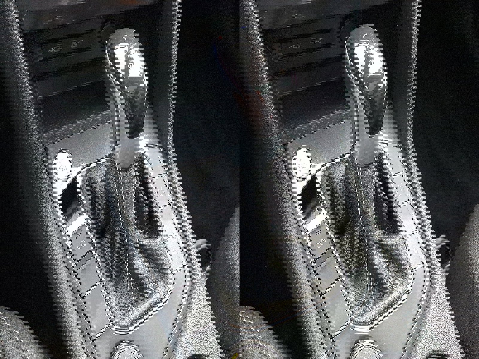 Used 2022 Volkswagen Tiguan SE R-Line image 15