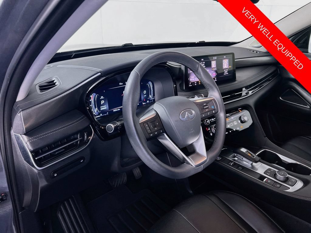 Used 2025 INFINITI QX60 Luxe w/ Cargo Package FWD image 9