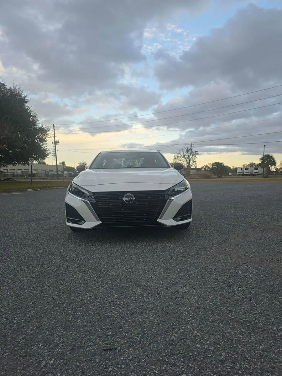 Used 2025 Nissan Altima 2.5 SV