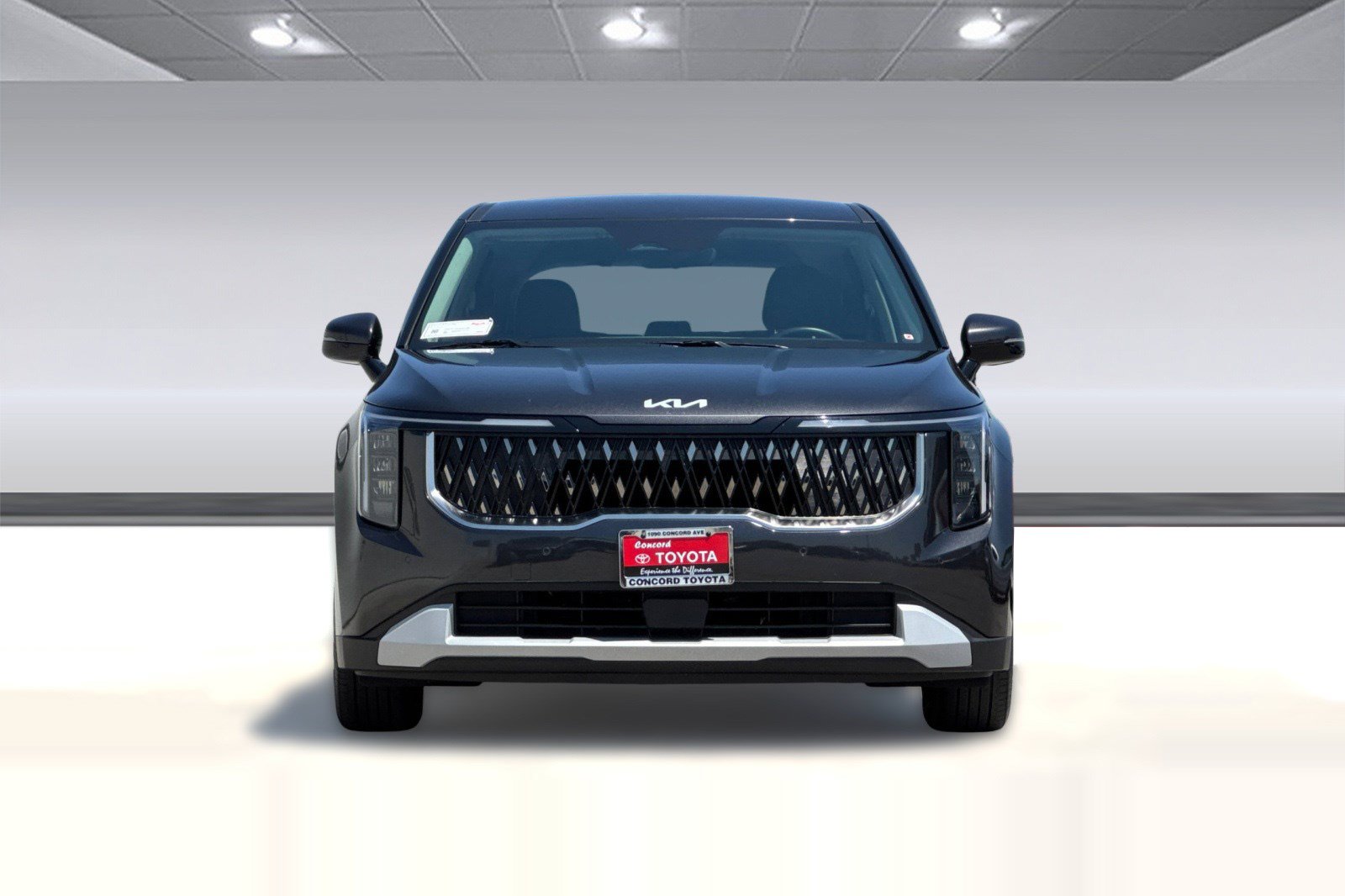Used 2026 Kia Carnival FWD image 6
