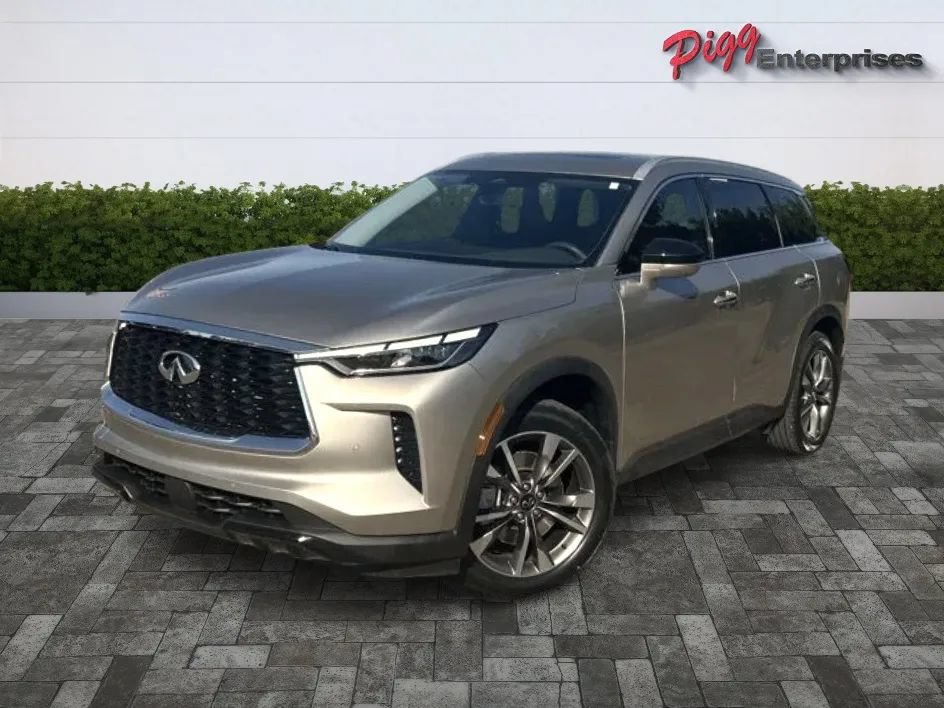 Used 2023 INFINITI QX60 Luxe w/ Cargo Package AWD/4WD image 4