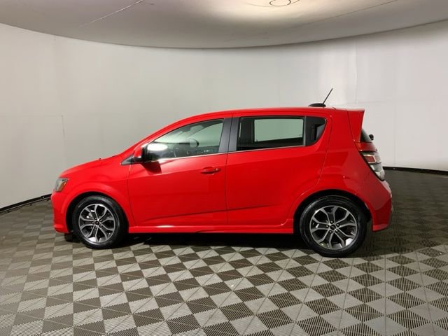 Used 2018 Chevrolet Sonic LT w/ Convenience Package FWD image 8