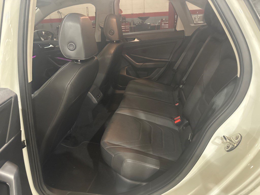 Used 2019 Volkswagen Jetta SEL Premium FWD image 7