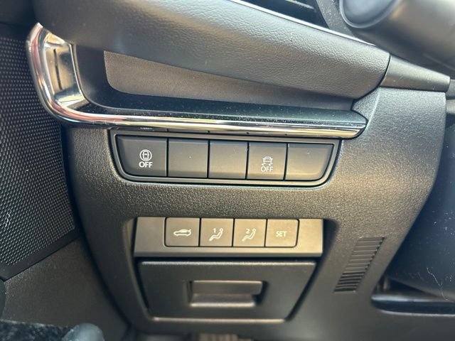 Used 2023 MAZDA MAZDA3 s FWD image 19