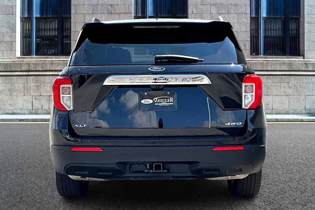 Certified 2023 Ford Explorer XLT w/ Class IV Trailer Tow Package AWD/4WD image 4