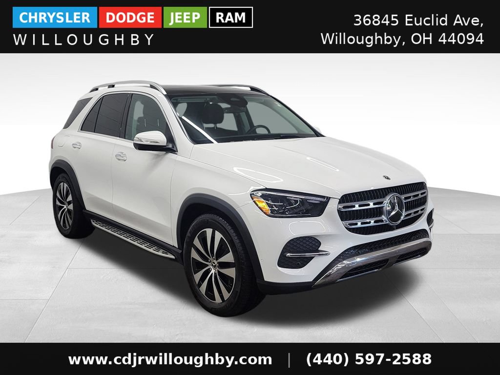Used 2024 Mercedes-Benz GLE 350 4MATIC image 3
