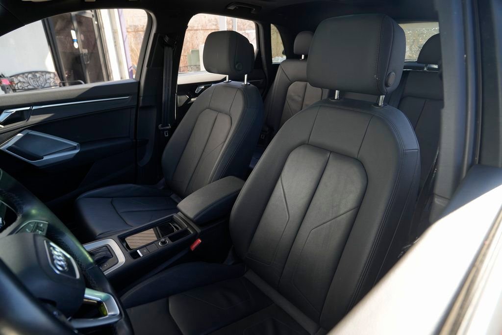Used 2022 Audi Q3 2.0T Premium Plus image 19