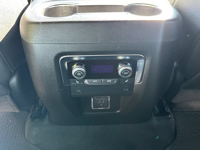 Certified 2026 GMC Yukon XL Denali AWD/4WD image 18