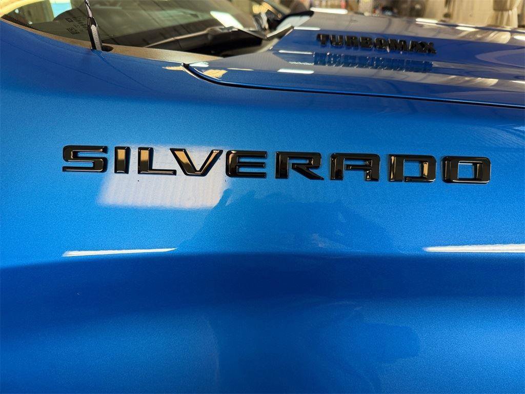 New 2026 Chevrolet Silverado 1500 Custom w/ Turbomax Blackout Package image 16