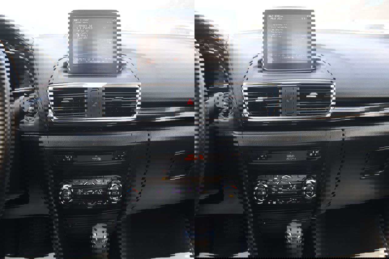 Used 2014 MAZDA MAZDA3 i Grand Touring image 30