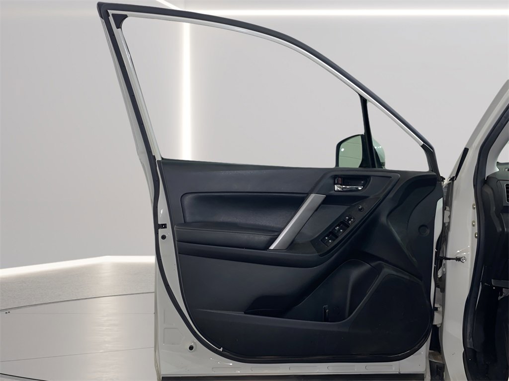 Used 2015 Subaru Forester 2.0XT Premium w/ Popular Package #1 image 9