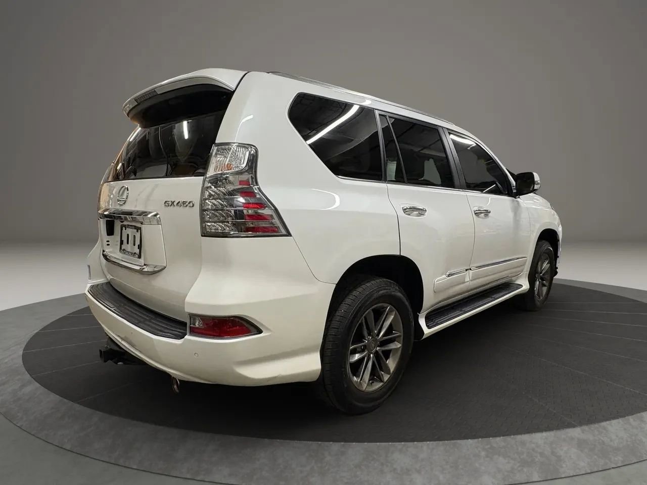 Used 2016 Lexus GX 460 w/ Premium Package image 8
