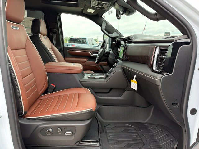 New 2026 GMC Sierra 3500 Denali Ultimate AWD/4WD image 44