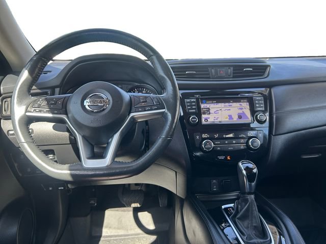 Used 2017 Nissan Rogue SL w/ SL Premium Package AWD/4WD image 12