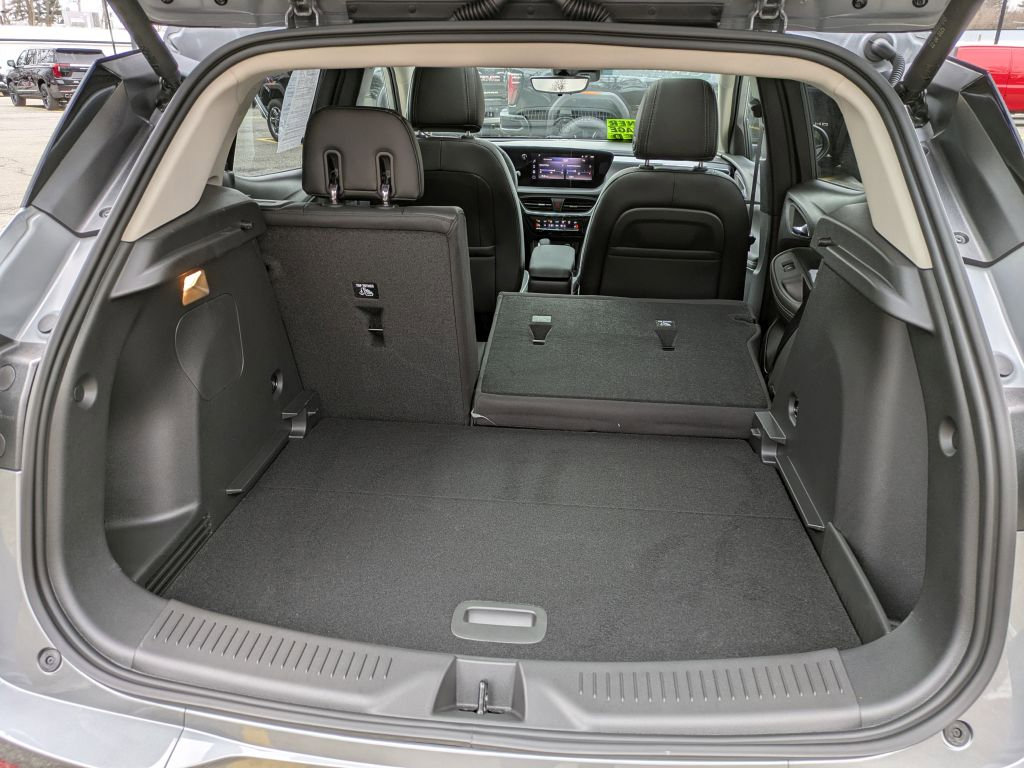 Certified 2026 Buick Encore GX Avenir w/ Avenir Technology Package image 33