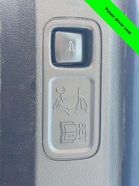 Used 2019 Ford Expedition Limited w/ Equipment Group 302A AWD/4WD image 44