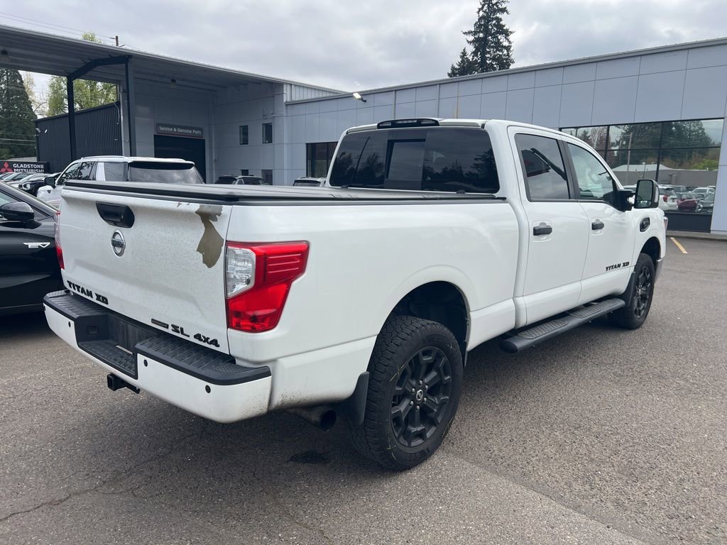 Used 2018 Nissan Titan SL w/ Midnight Edition image 4
