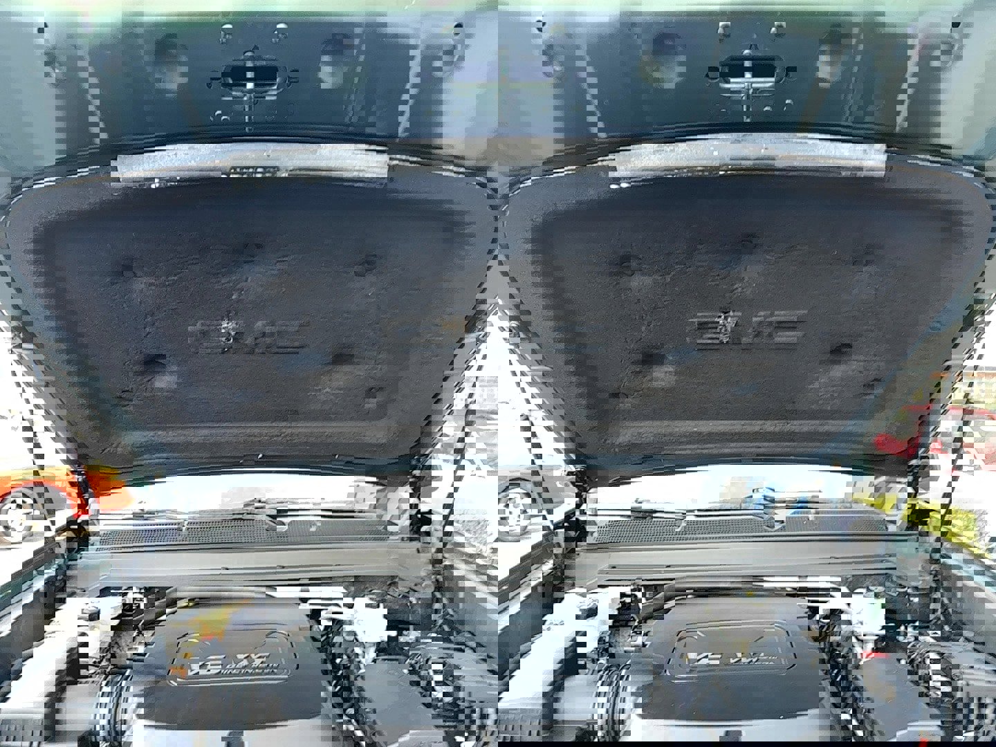 Used 2015 GMC Canyon SLE image 26