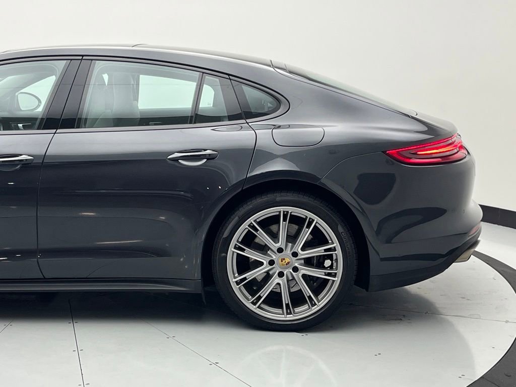 Used 2019 Porsche Panamera 4 image 51