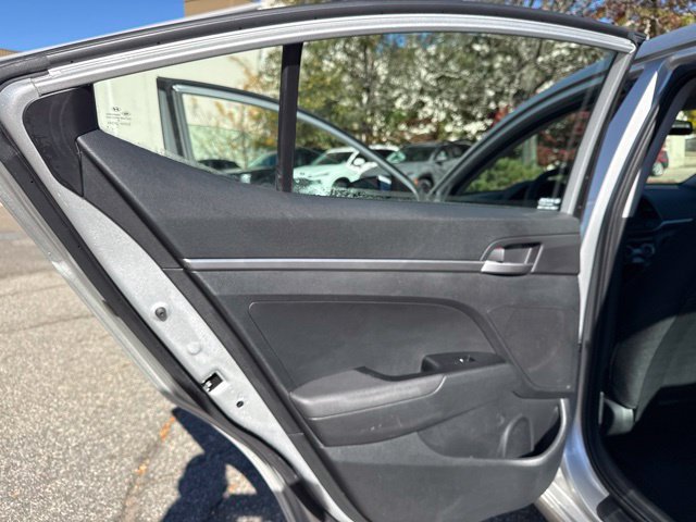 Used 2019 Hyundai Elantra SE w/ Cargo Package FWD image 36