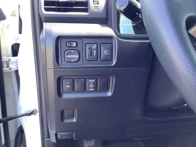 Used 2021 Toyota 4Runner Limited AWD/4WD image 15