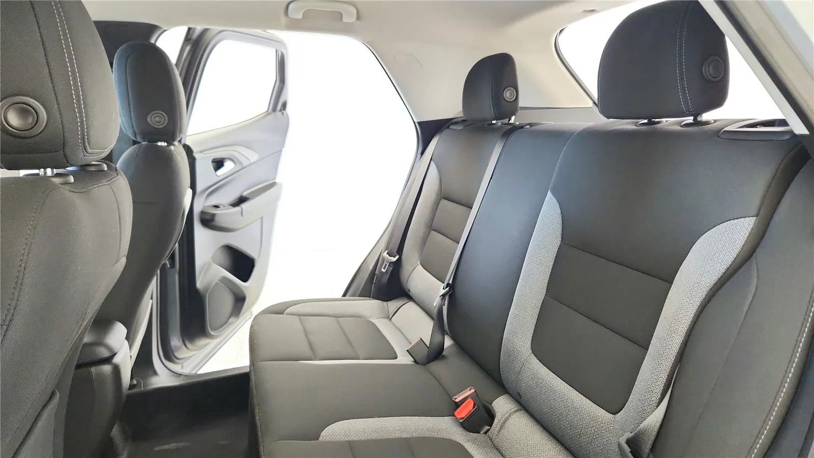 Used 2026 Chevrolet TrailBlazer LT FWD image 30
